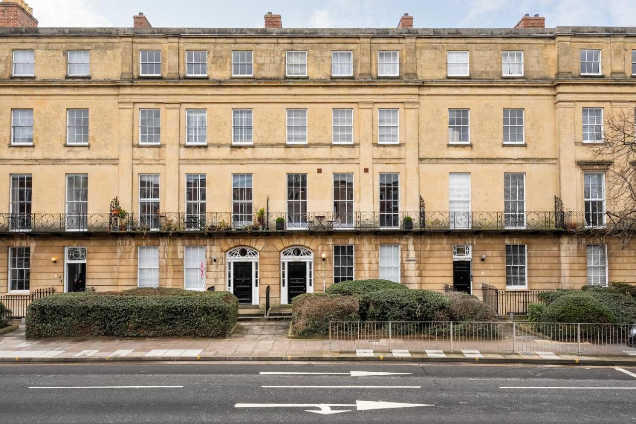 High End Free Parking Wifi Balcony Ensuite Cheltenham Exterior foto